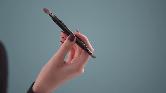 Total Matte Look with the FALL-WINTER 2018 COLLECTION CHANEL – CHANEL Makeup Tutorials смотреть онлайн
