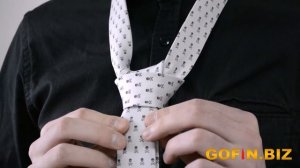 Как завязать галстук, видео как завязывать галстук.