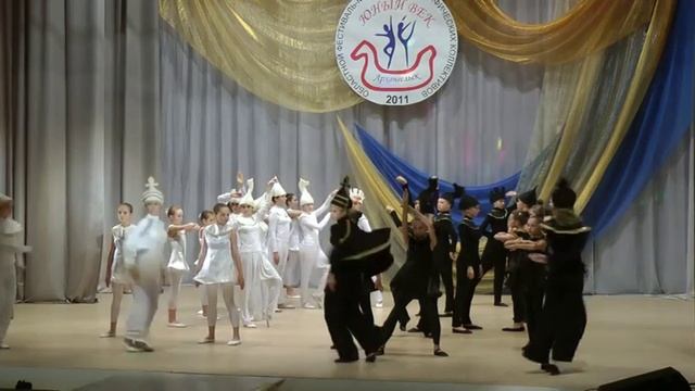 Танец Шахматы.гр.Россиянка. г.Архангельск. смотреть онлайн