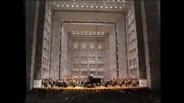 Vladimir Krainev plays Tchaikovsky Concerto No.1 смотреть онлайн