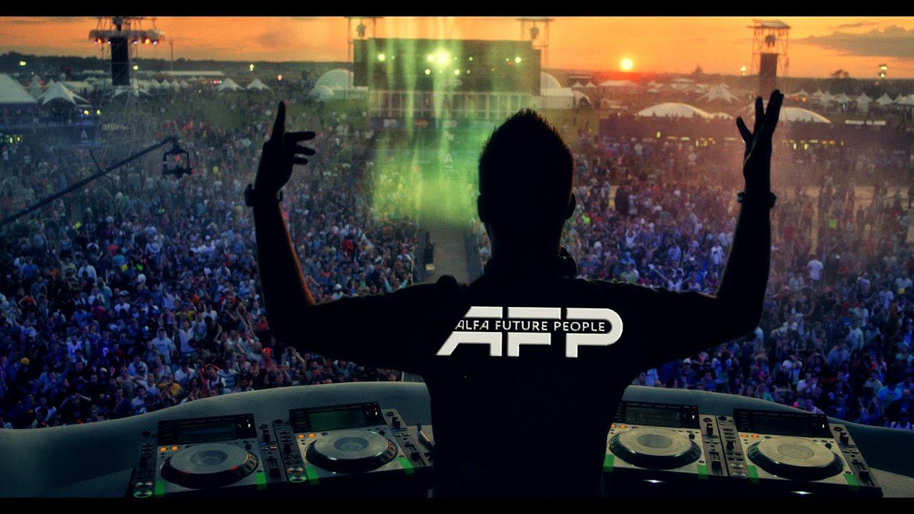 ALFA FUTURE PEOPLE Promo - 4K смотреть онлайн