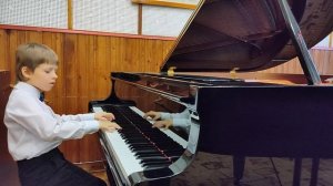 И.С. Бах. Менуэт ре минор (Нотная тетрадь Анны Магдалены Бах). Исполняет Чубарев Мирослав, 8 лет.