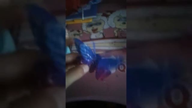 Эльза и Алиса часть третья открываем подарки ??? смотреть онлайн