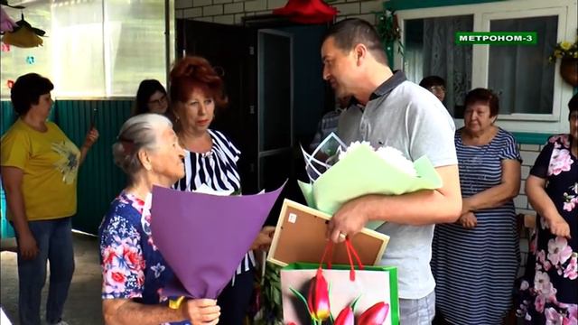 100 летний юбилей отметила жительница станицы Тбилисской Фиодосия Тищенко смотреть онлайн