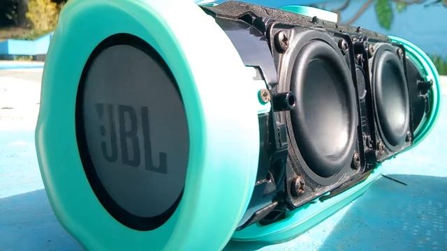 #15 Deep low bass test JBL Charge 3!!! L.F.M. 67% Vol. смотреть онлайн