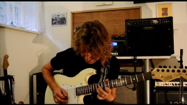 Jamming With Boss JS-8 смотреть онлайн