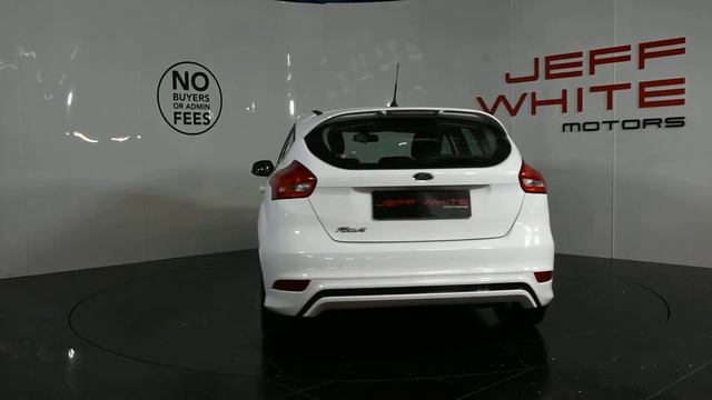 2015 FORD FOCUS 1.5 TDCI ZETEC S 5dr смотреть онлайн