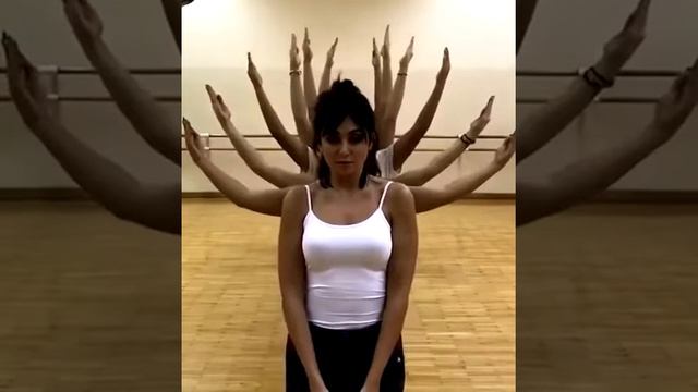 необычные танцы ? смотреть онлайн