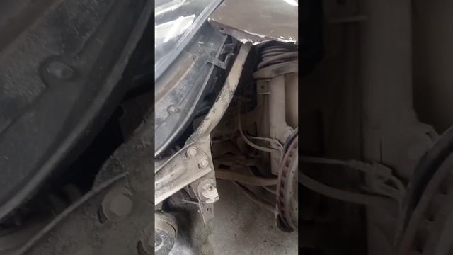 Ремонт крыла на мерседесе Е-класса W-212, сварка алюминия.