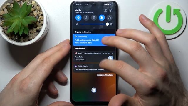 How to Insert SIM and SD Cards Into HONOR X7 смотреть онлайн