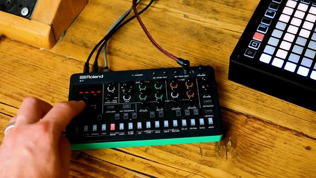 When banjos went techno - DAWless-ly recreating the Grid - Swamp Thing смотреть онлайн