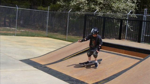 Kaleb's Skate Escape смотреть онлайн