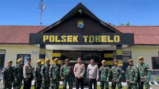 Pos Kotis Tobelo Satgas Yonarhanud 3/YBY Di Hut Bhayangkara ke-77. смотреть онлайн