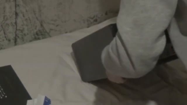 как вставить опиративную память kingston 4 гигабайта частота 2133 mnz смотреть онлайн
