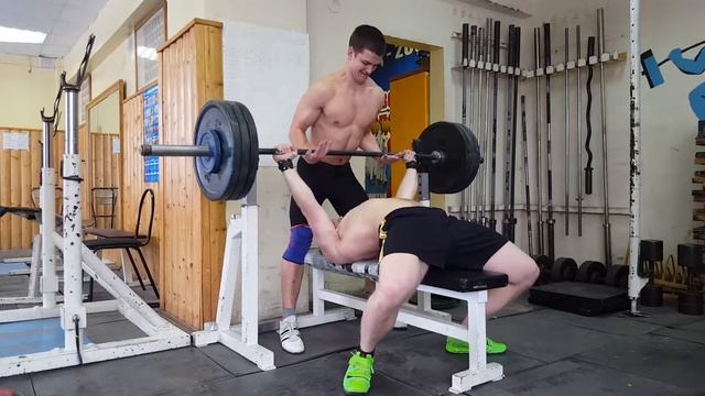 Жим лёжа 145 кг смотреть онлайн