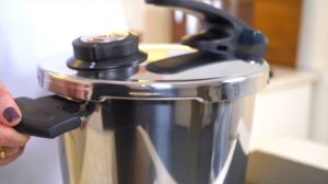 Кастрюля  скороварка из нержавеющей стали Fissler Vitavit Edition //БЫСТРЕЕ, ЛЕГЧЕ, ВКУСНЕЕ