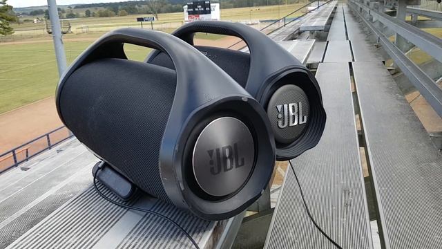 JBL BoomBox 1 & BoomBox 2 Connect Together Bass Test смотреть онлайн