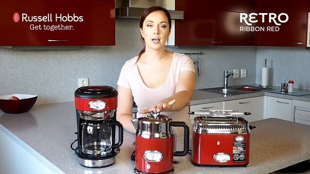 Objevte novou klasiku v podání řady RETRO RED I Russell Hobbs смотреть онлайн