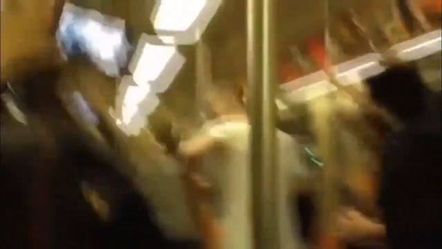 [Saxophone] Saxophones meet in New York Subway смотреть онлайн