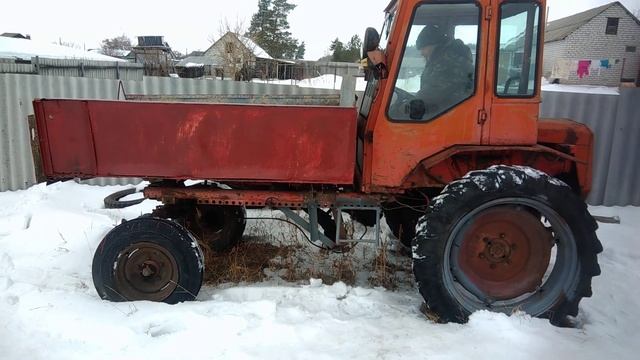 Трактор Т16