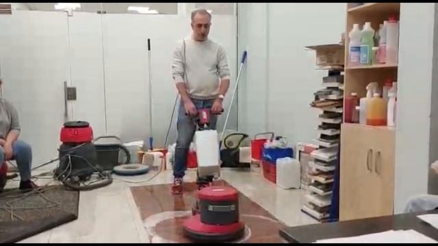 Роторная машина для пола. Как работать на роторе? смотреть онлайн