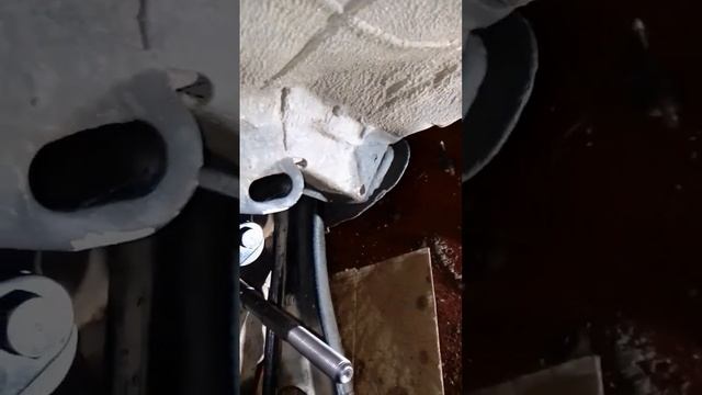 Instalando rótula de cremallera Toyota Echo/Yaris 2004 con herramienta especial смотреть онлайн