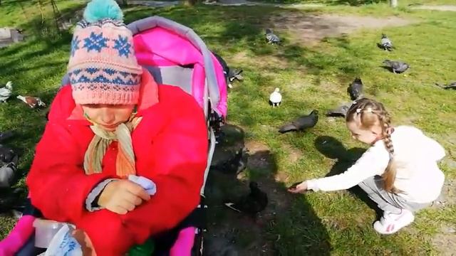 Что идет от сердца, то к сердцу и пройдет! Дети всегда добрые, они любят природу, птиц и животных! смотреть онлайн