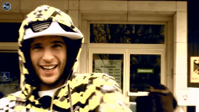 Gangsterrapper sucht Arbeit: Selim смотреть онлайн