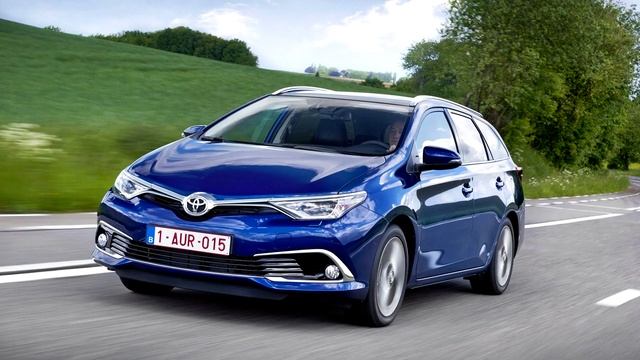 Toyota Auris E150 2006–12 смотреть онлайн