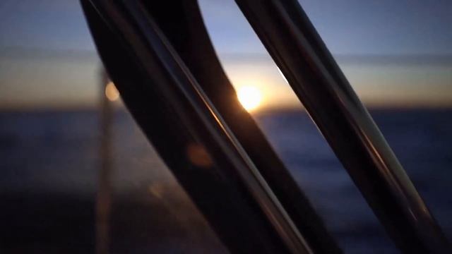 Уходим завтра в Море. Вечер на рейде. Никто так спеть не смог как эта девушка. смотреть онлайн