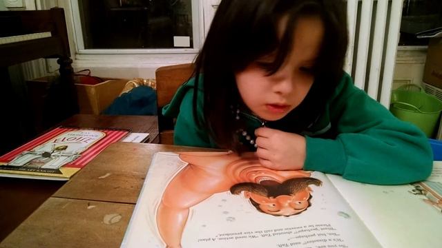 Carmen reads "President Taft is Stuck in the Bath" смотреть онлайн