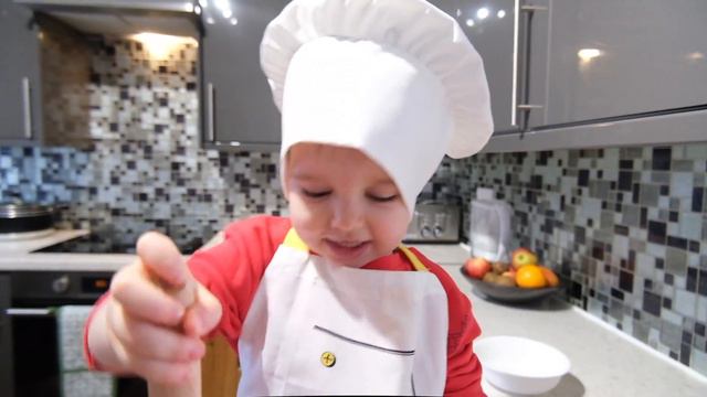 How to make Stuffed Peppers - (MEAT) - Junior Chef Kevin смотреть онлайн