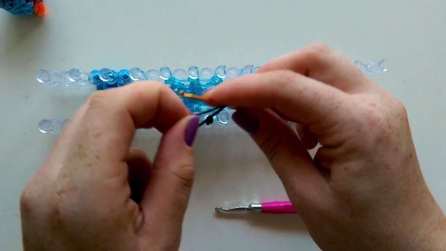 Голубая птичка из резинок 3D Angry birds Rainbow loom bands tutorial for kids DIY смотреть онлайн