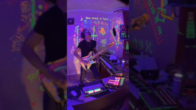 Когда я слышу хард рок (MONNER Edit) смотреть онлайн