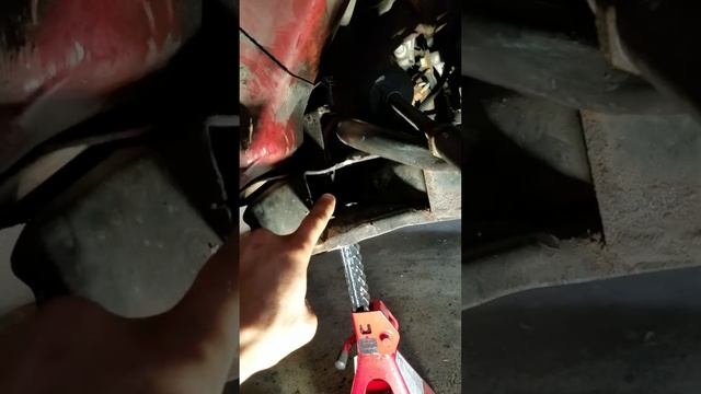 Snap bolt, broken bolt on sub frame. 2003 Pontiac Grand am lower control arm.. all GM vehicle's смотреть онлайн