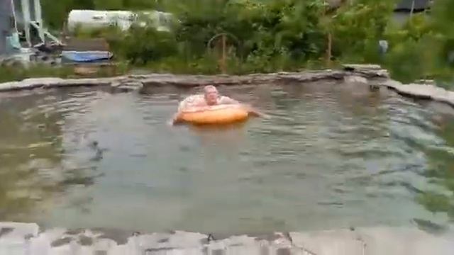 Искусственный водоем для купания смотреть онлайн