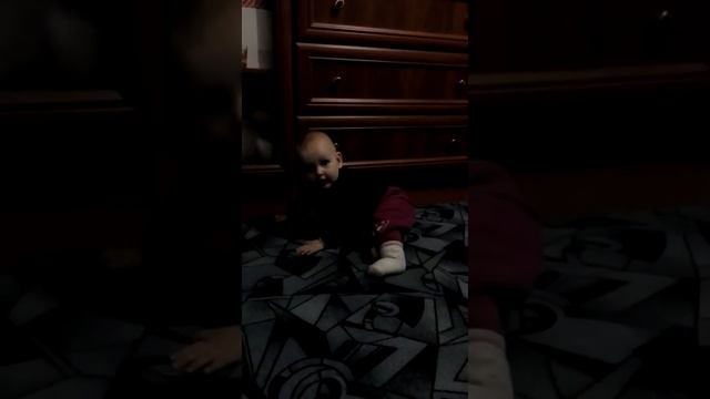 Ребенок хлопает в ладоши) смотреть онлайн