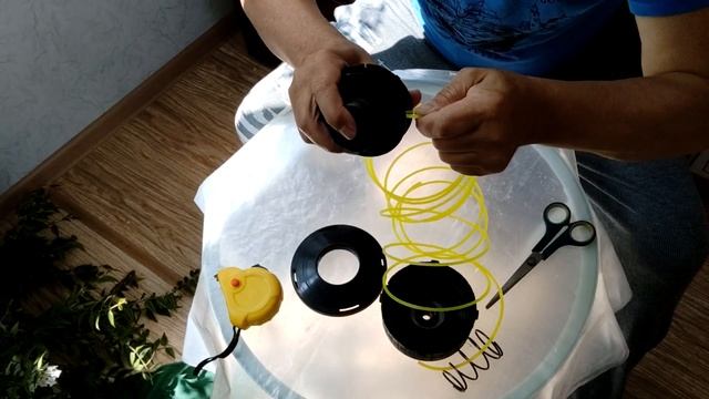 Как я заправляю катушку триммера леской. смотреть онлайн