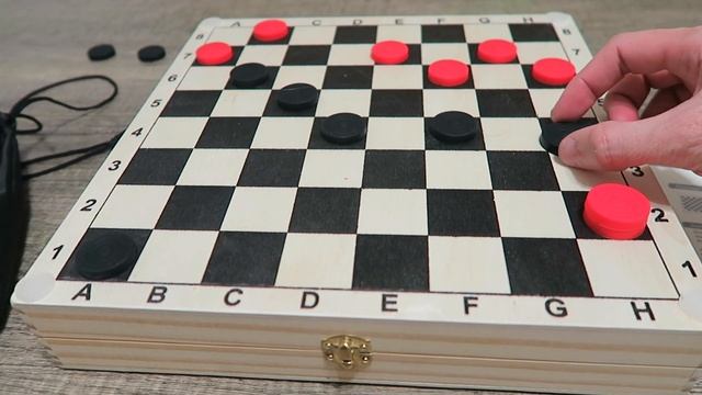 CHECKERS Board Game Review Nephew Vs. Uncle смотреть онлайн