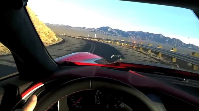 2015 Chevrolet Corvette Z06 on Desert Run смотреть онлайн