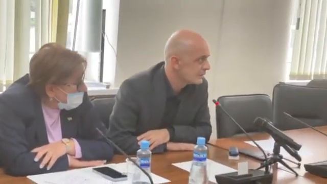 Алмас Джапуа предложил выслушать сначала отчеты генпрокурора и министра внутренних дел и дать им сл смотреть онлайн