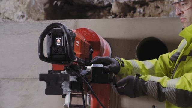 Hilti DD 250-CA heavy-duty diamond drilling tool with cut assist смотреть онлайн