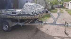 Гладиатор 370 цвет цифровой камуфляж (GLADIATOR C370AL) Лодочный прицеп Спутник АКВА 40 самосвал