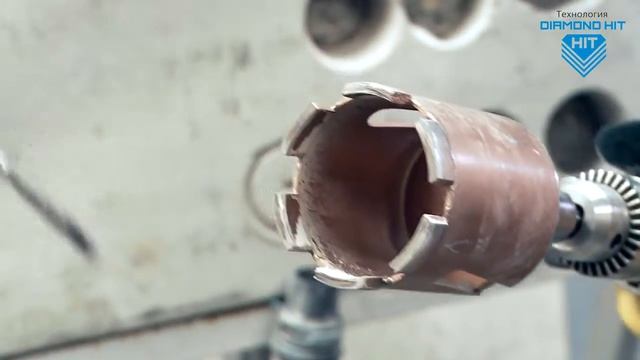 Дрель ИНТЕРСКОЛ ДУ22 1200ЭРП2 и DIAMOND HIT: Сверление отверстий для подрозетников смотреть онлайн