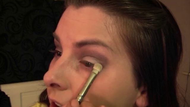 Selena Gomez Make up look A year without rain смотреть онлайн