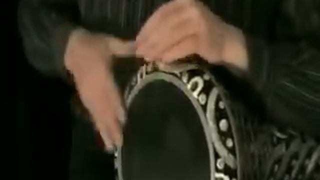 Разбираем соло мальфуф Amir Naoum дарбука смотреть онлайн