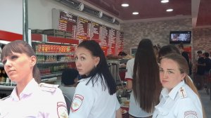 Анапа. #1. После неудачного он-лайн заказа королевы в погонах разбежались врассыпную