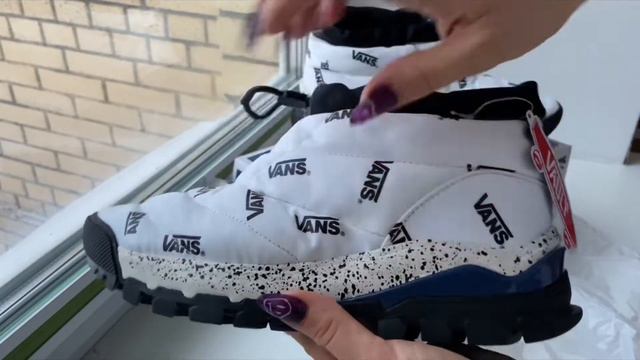 Vans Slip Hiker LX || Зимние Вансы смотреть онлайн