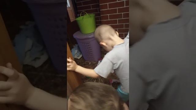 Сходила мама в туалет ? смотреть онлайн