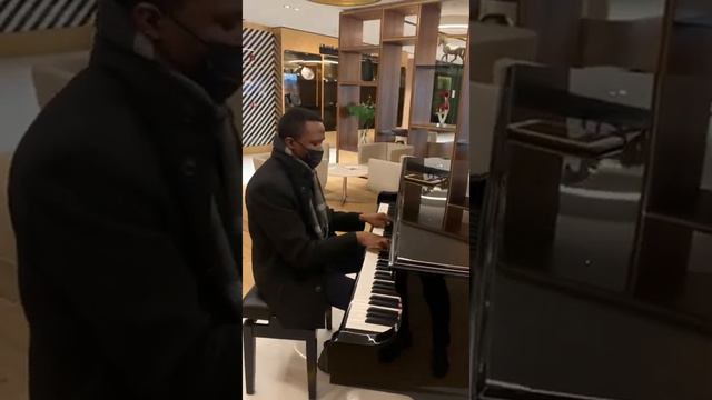 Despacito. Piano version смотреть онлайн